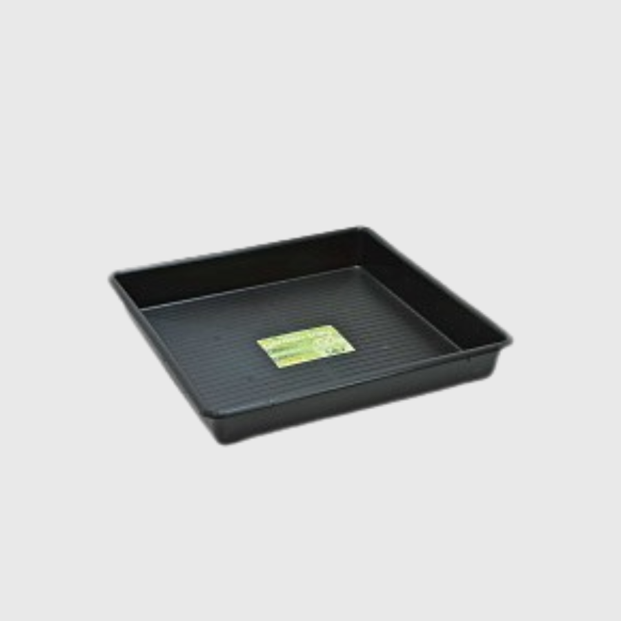 Square plastic tray without holes
