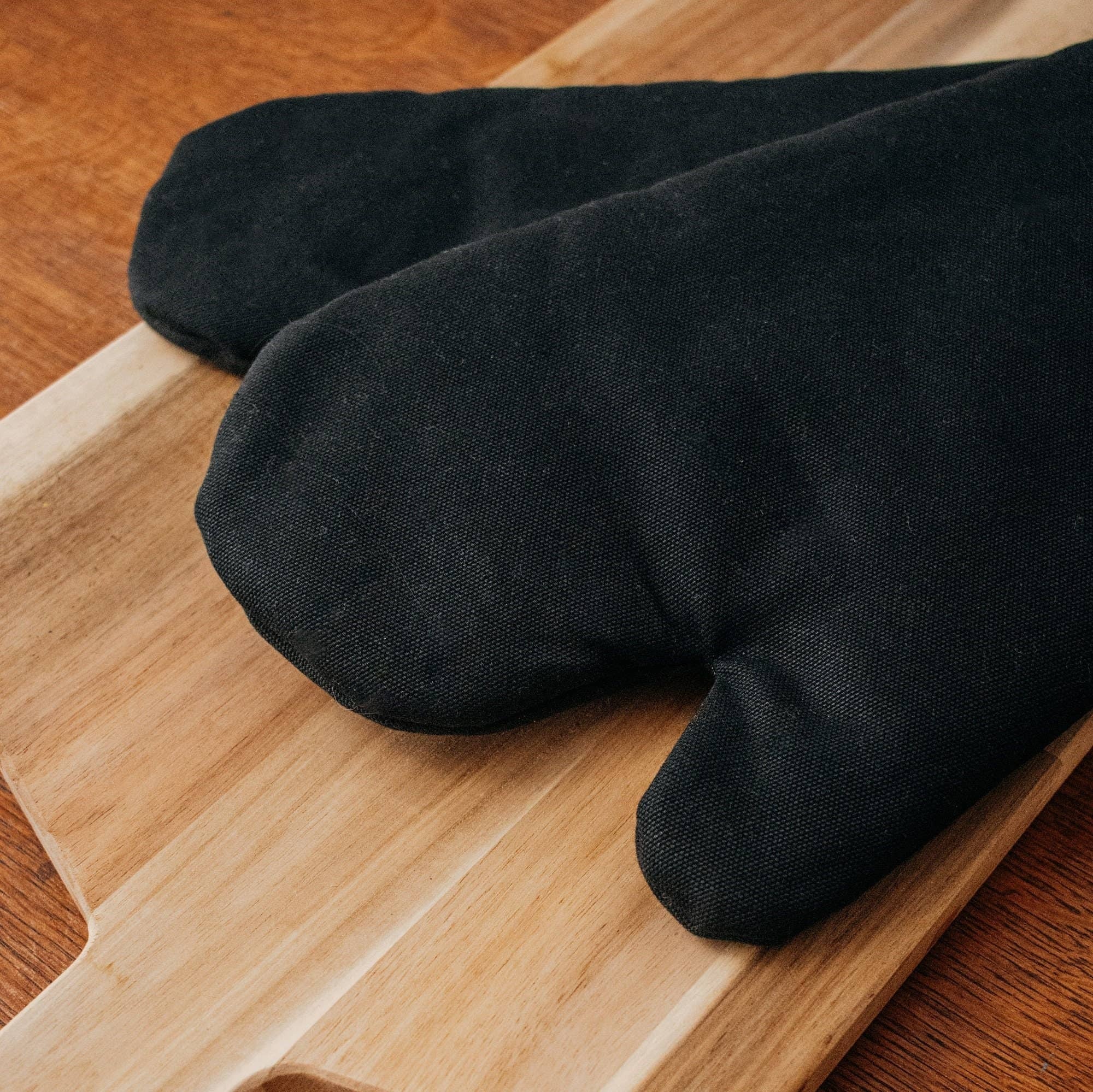 Milkweed Insulated Oven Mitt Set - Vegan Oven Gloves