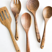 Ensemble d'ustensiles de cuisine en bois d'acacia naturel