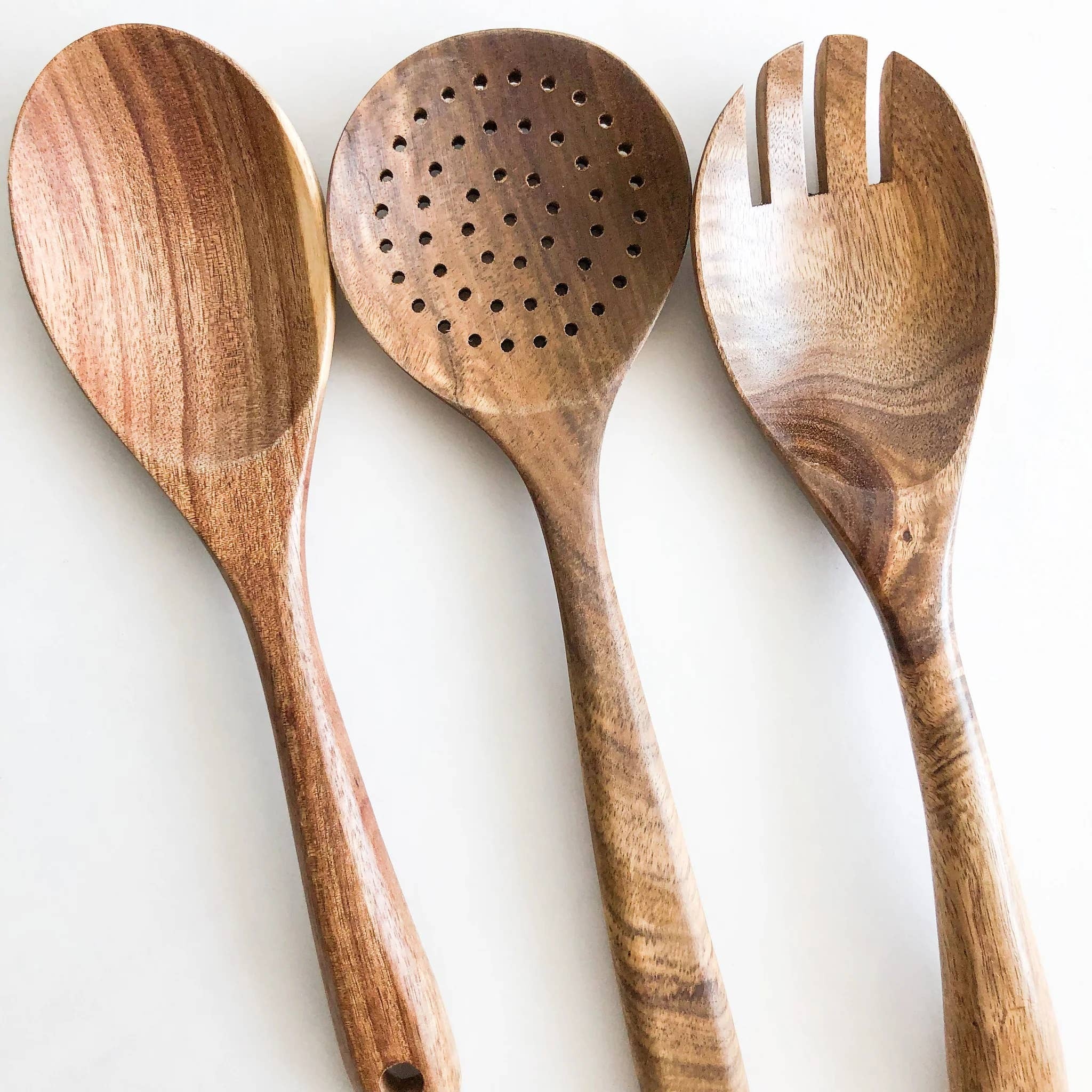 Ensemble d'ustensiles de cuisine en bois d'acacia naturel