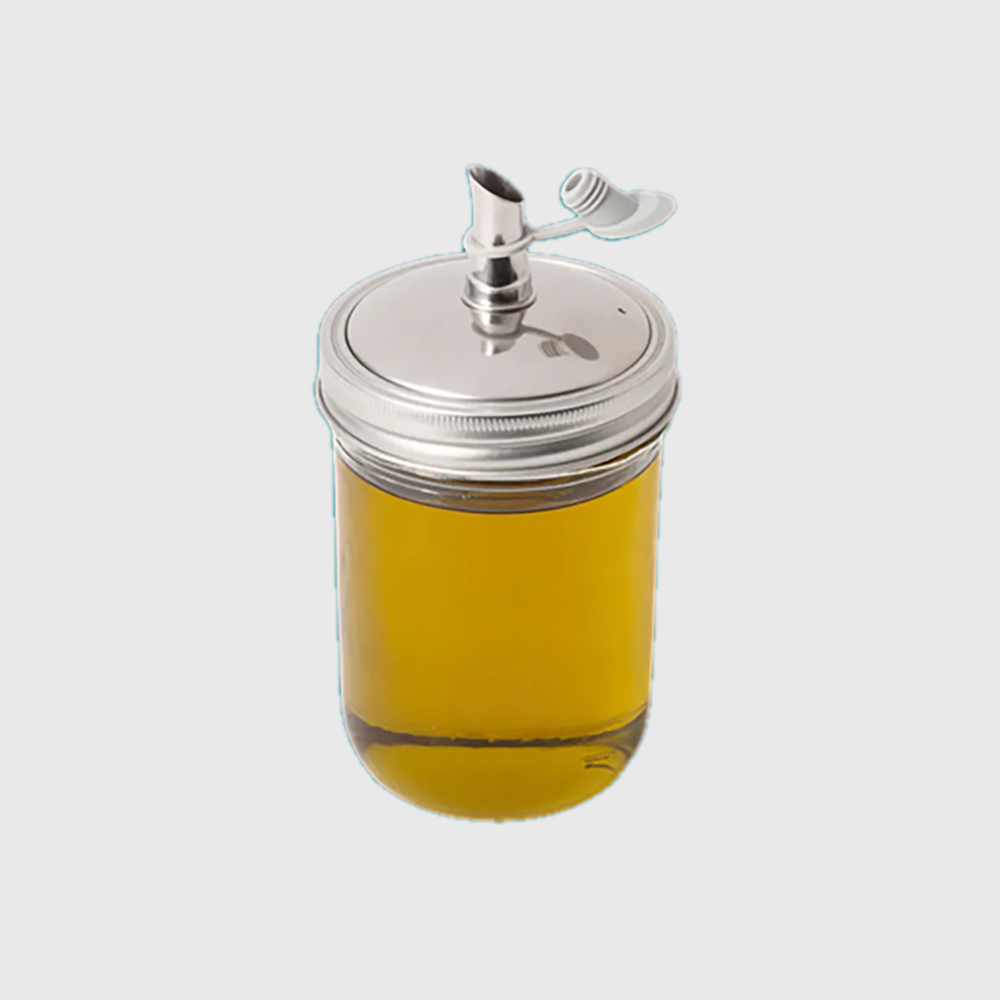 Oil can