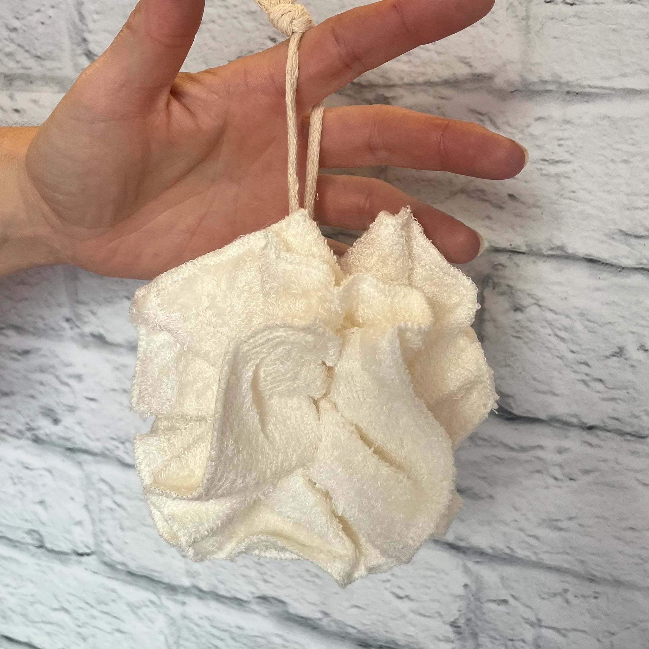 Houppette de douche - Bath pouf Ecoloco