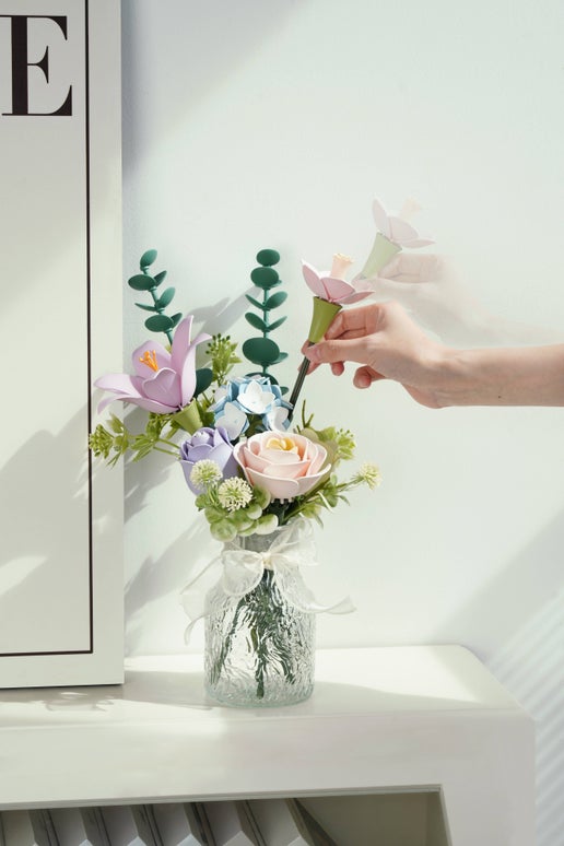 3D Plastic Flower Puzzle: Spring Bouquet
