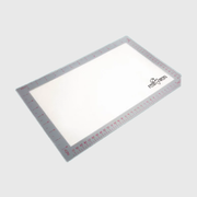 Reusable baking mat