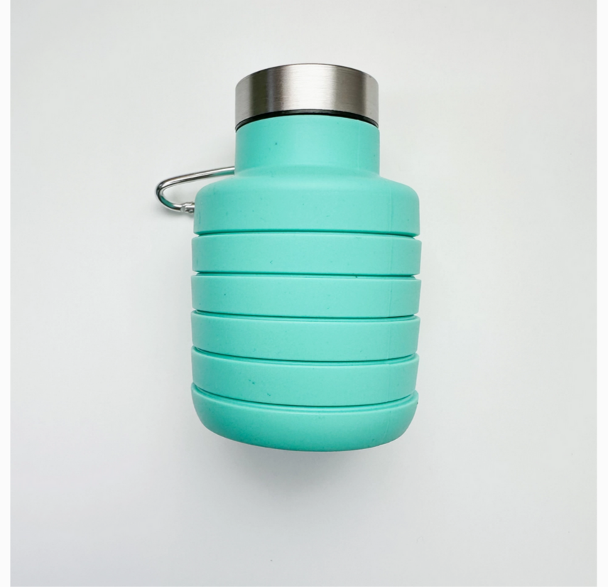 Reusable and collapsible silicone bottle