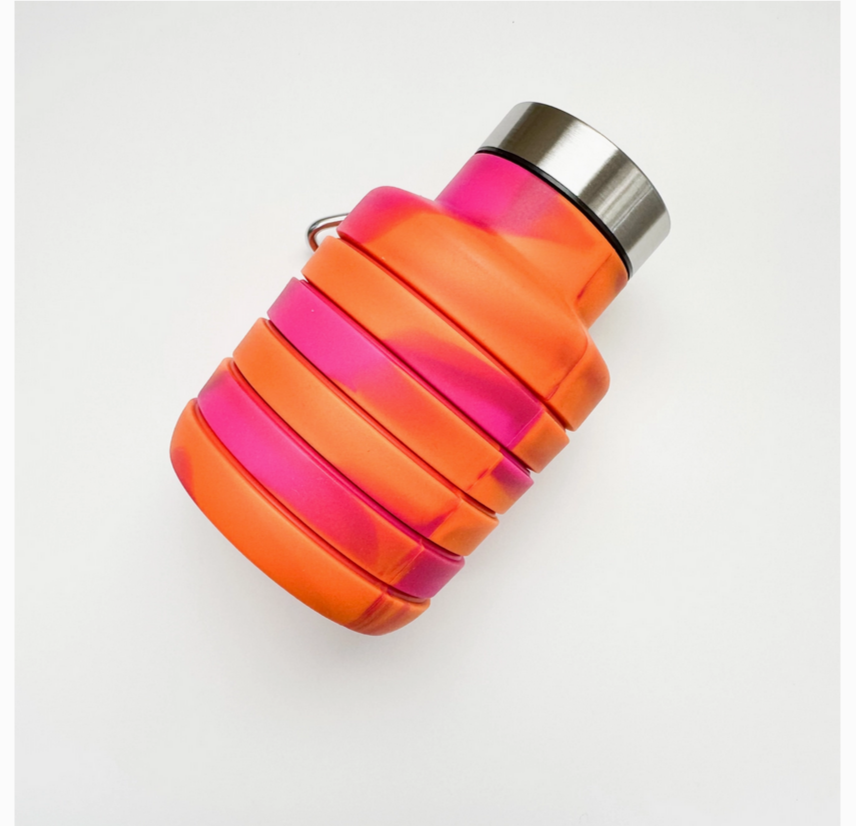 Reusable and collapsible silicone bottle